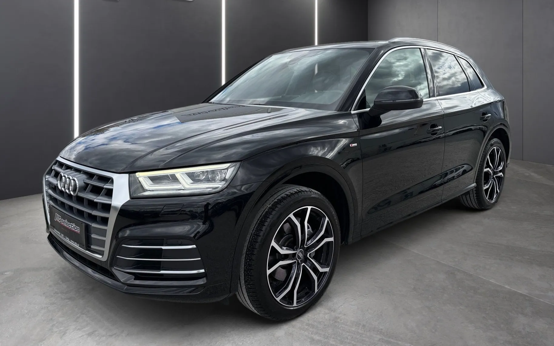 Zunanja slika - Audi Q5 - Quattro 40 TDI S-Line S tronic-LED-PDC-Kamera-Na.. - 1