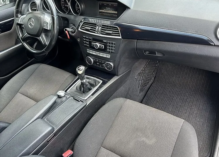 Zunanja slika - Mercedes-Benz C-Razred - C 220 CDI ELEGANCE - 8