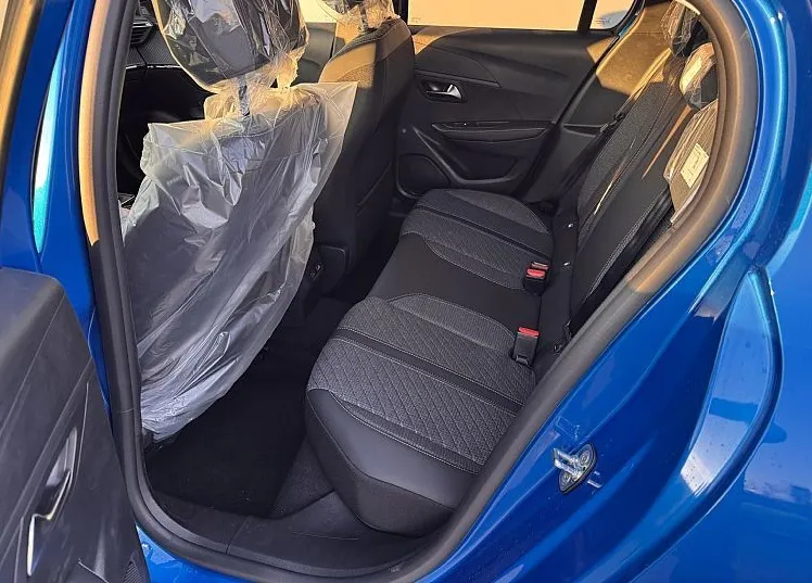 Zunanja slika - Peugeot 208 - ALLURE PureTech 100 + Bon za zimske gume - 10
