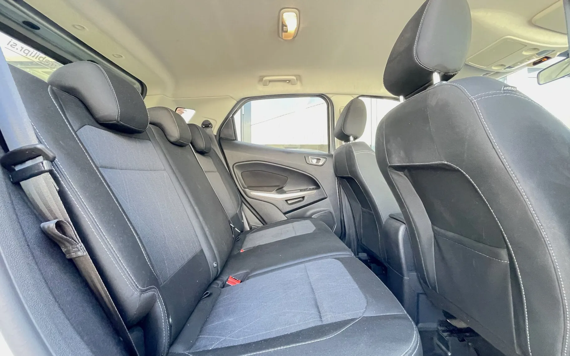 Zunanja slika - Ford EcoSport - 1.0 EcoBoost TREND 125KM SLO poreklo - 11
