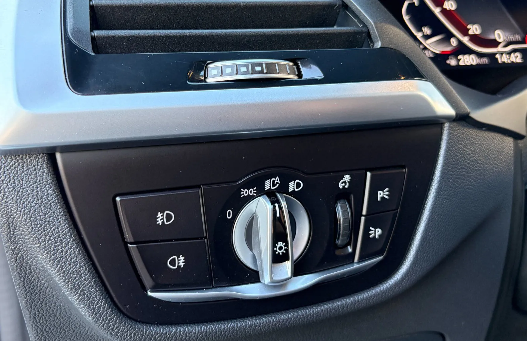 Zunanja slika - BMW X3 - serija : xDrive 30d M Sport Edition Avt. Vlečna kljuka - 14