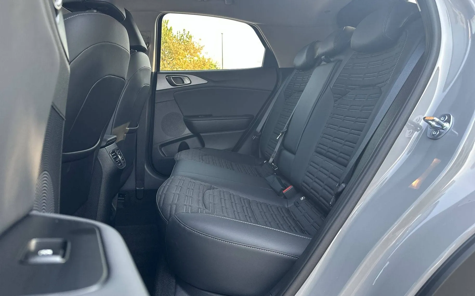Notranja slika - KIA XCeed - 1.6 T-GDI EX ACTIVE 7 DCT - 11