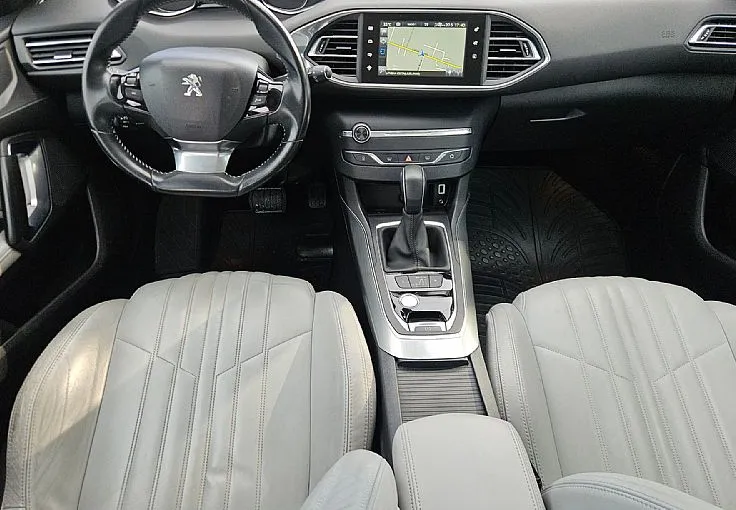 Zunanja slika - Peugeot 308 - SW 1.2 131ks °TEŽAVA MOTORJA °AUTOMATIC° - 9