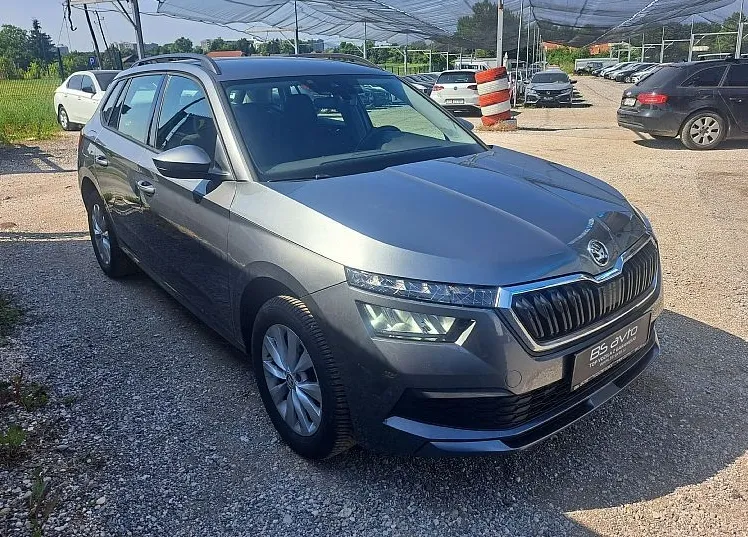 Zunanja slika - Škoda Kamiq - Ambition 1.0 TSI 70 kW ZELO LEP - 3