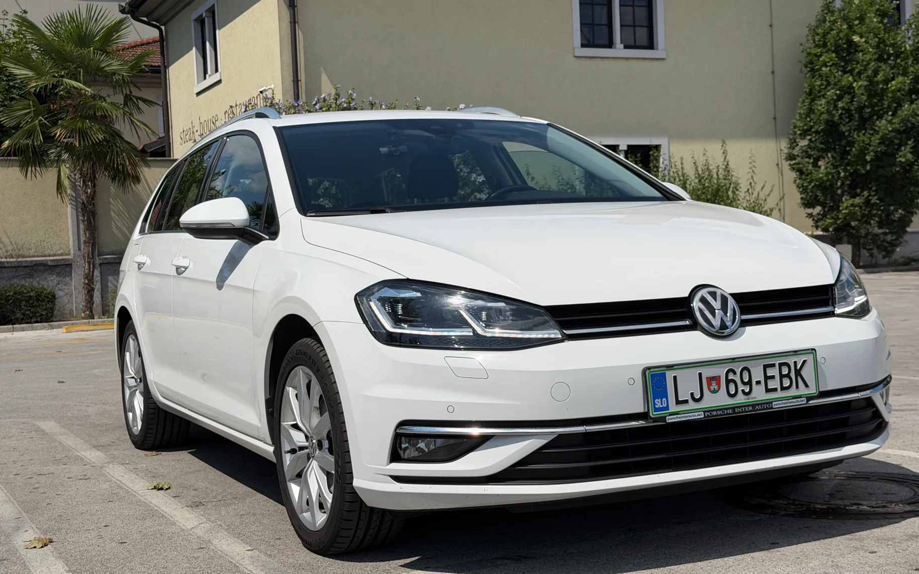 Zunanja slika - Volkswagen Golf - Variant 2,0 TDI BMT Highline DSG - 2