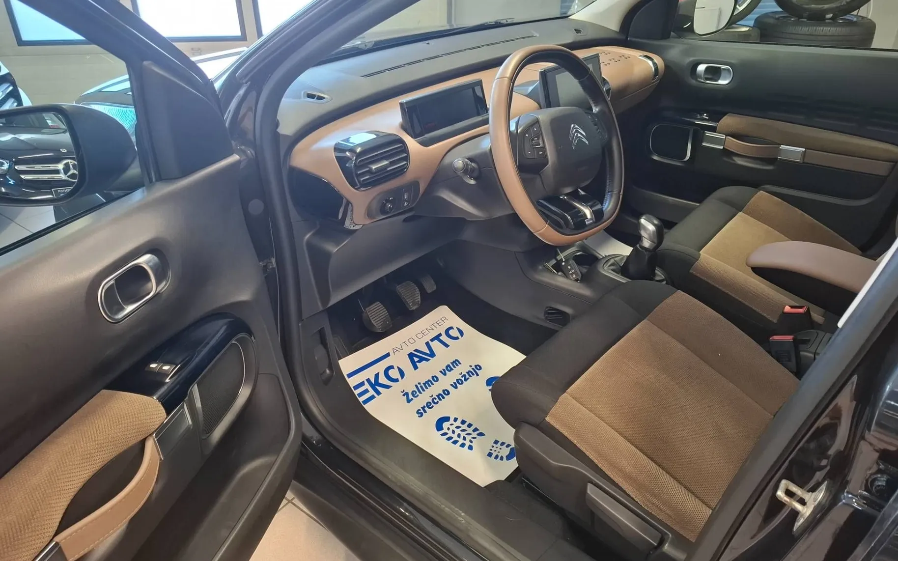 Zunanja slika - Citroën C4 Cactus - 1.2 VTi Live-KREDIT BREZ POLOGA- ... - 6