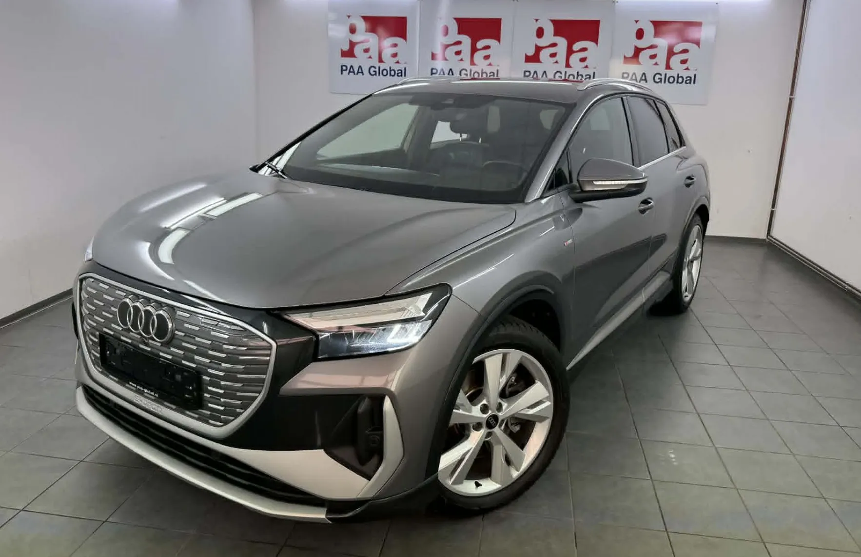Zunanja slika - Audi Q4 - e-tron 50 e-tron quattro S Line 220kw.KAMERA.LED.USNJE - 1
