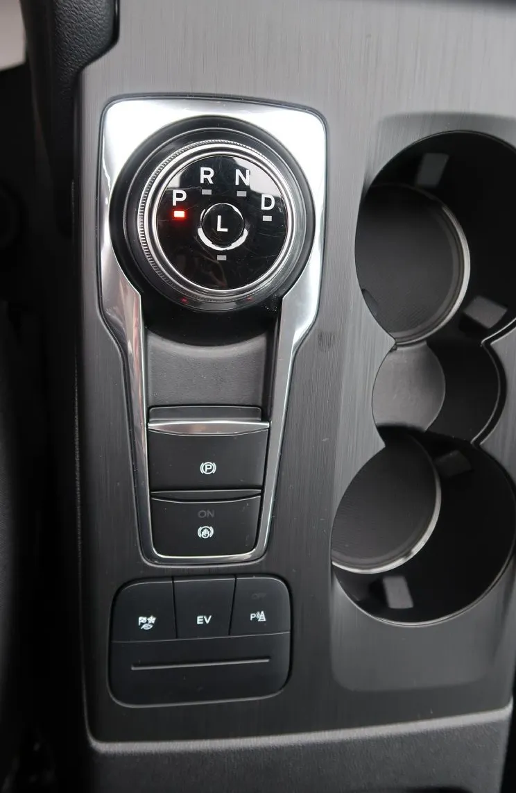 Zunanja slika - Ford Kuga - 2.5 PHEV 225 Titanium-NAVI-ALU-PDC - 19