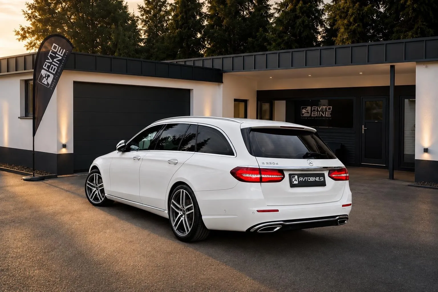 Zunanja slika - Mercedes-Benz E-Razred - E 220 D•AVANTGARDE•9G•VIRTUAL•HEAD UP•LED•NAVI... - 6