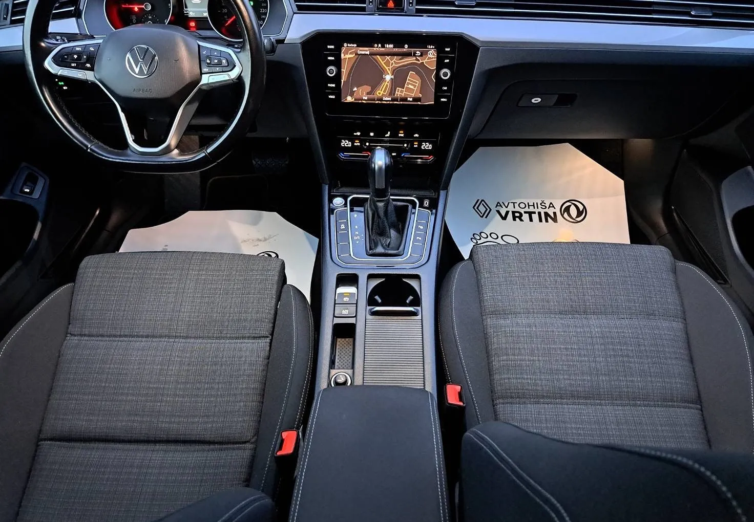 Zunanja slika - Volkswagen Passat - Variant 2.0 TDI BMT DSG Z ENOLETNIM JAMSTVOM - 12