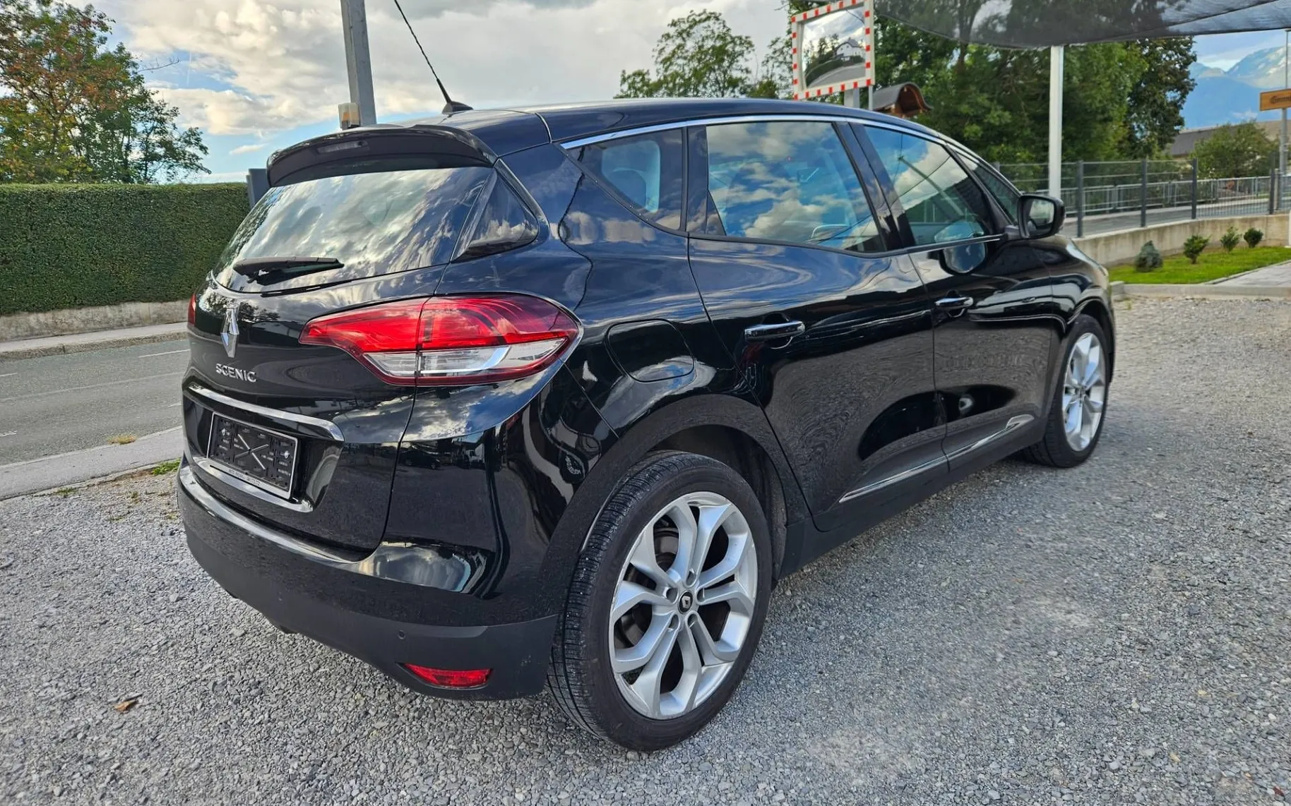Zunanja slika - Renault Scenic - 1.3 16V 1.LASTNIK SLO SAMO 57000KM - 3