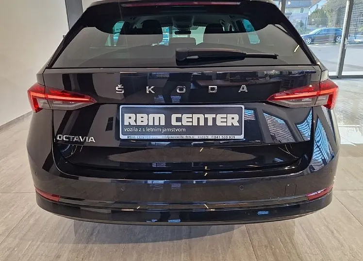 Zunanja slika - Škoda Octavia - 2.0 TDI First Edition - 4