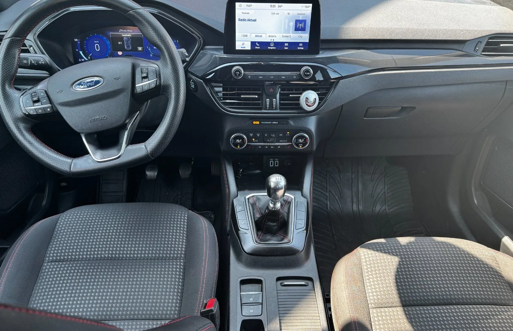 Zunanja slika - Ford Kuga - 1.5 EcoBlue ST-Line - 6