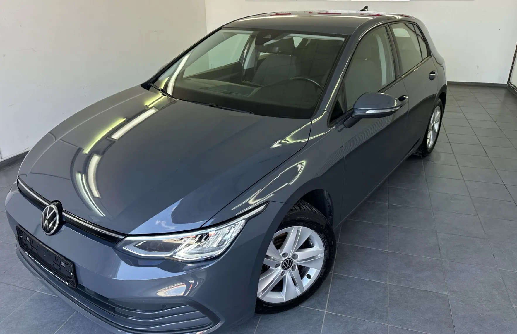 Zunanja slika - VW Golf - 1.5 TSI 96 KW.NEMŠKI+4 ALU.KAMERA.NAVI.111.000 KM - 2