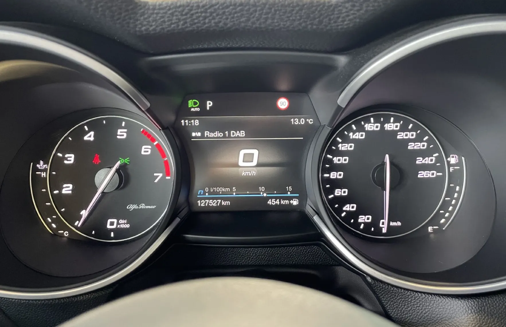 Zunanja slika - Alfa Romeo Stelvio - VELOCE-PANORAMA-KEYLESS-NAVI-USNJE-MEMORY-LED-ACC - 13