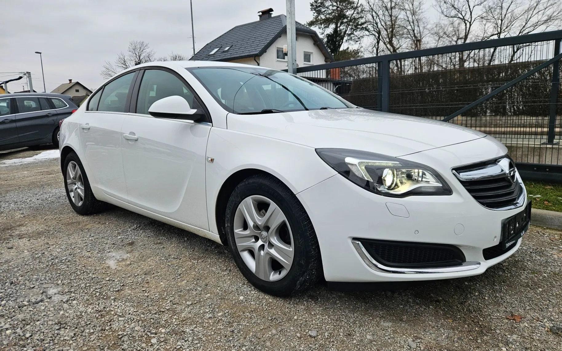 Zunanja slika - Opel Insignia - 2.0 CDTI 125KW  SLO  SAMO 135000KM  LED... - 2
