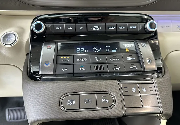 Zunanja slika - Hyundai Inster - PREMIUM 49kwh - WINTER+17 PLATIŠČA - 10