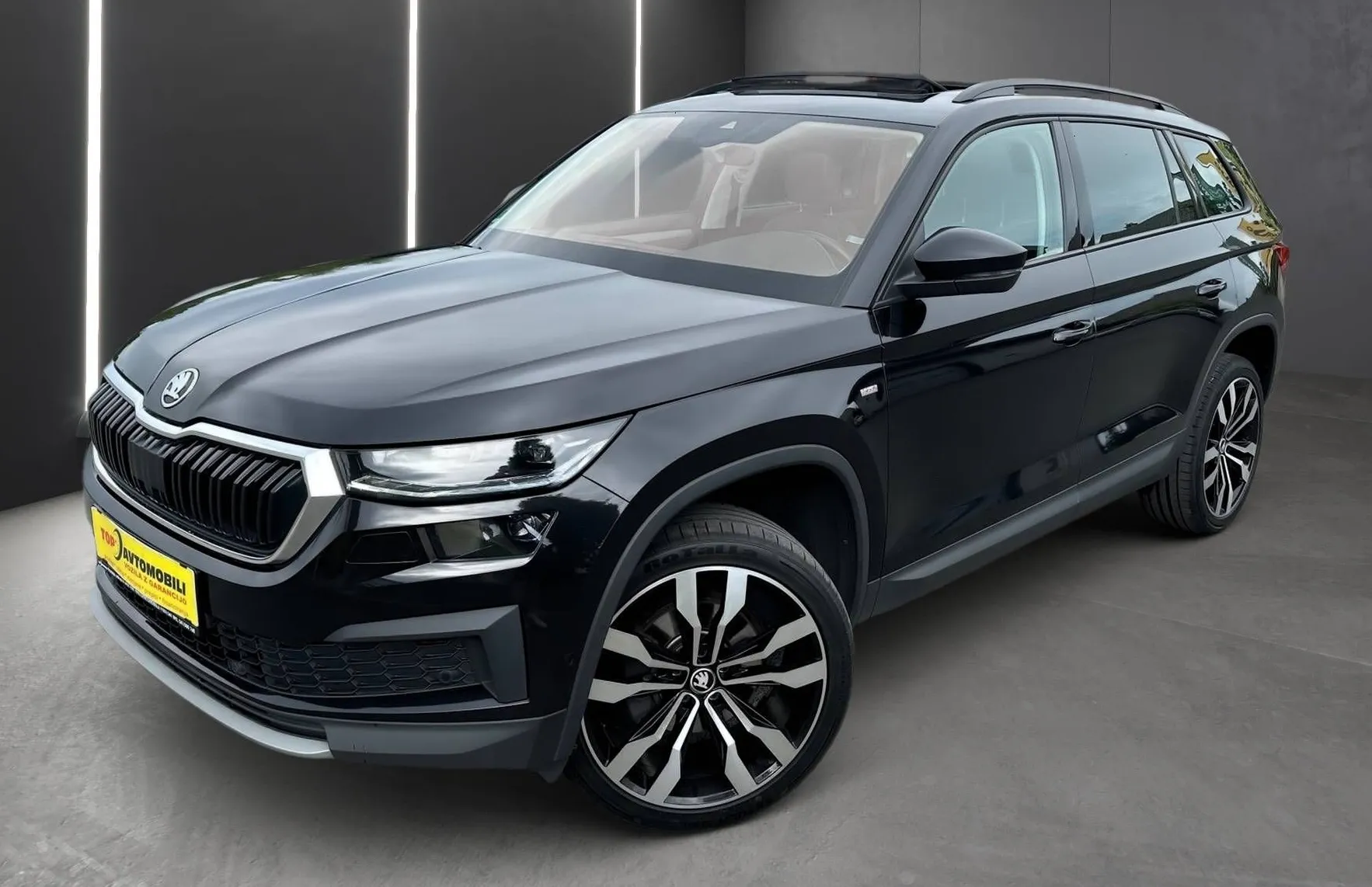 Zunanja slika - Škoda Kodiaq - 2.0 TDI PANORAMA MATRIX RADAR KAM VIRTUAL NAVI - 2