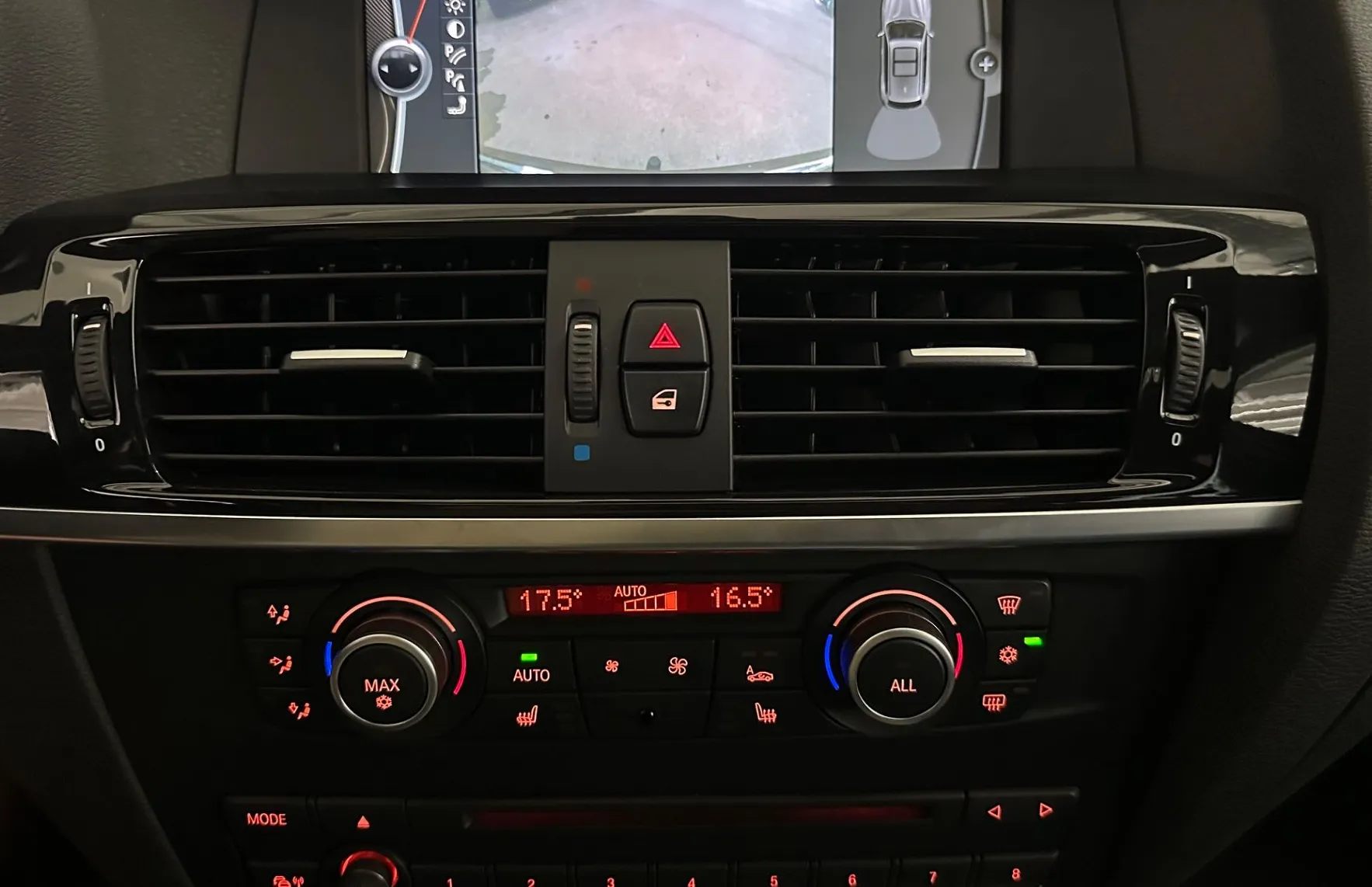 Zunanja slika - BMW X3 - serija : xDrive35d Avt. MSPORT-19COL-KAMERA-HUD-NAVI-USNJE - 14