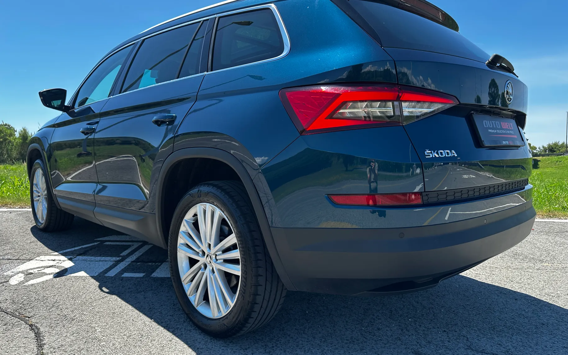 Zunanja slika - Škoda Kodiaq - 2.0 TSI 4x4 DSG STYLE-PANORAMA-LED-PDC-MEMO-ALU.19 - 5