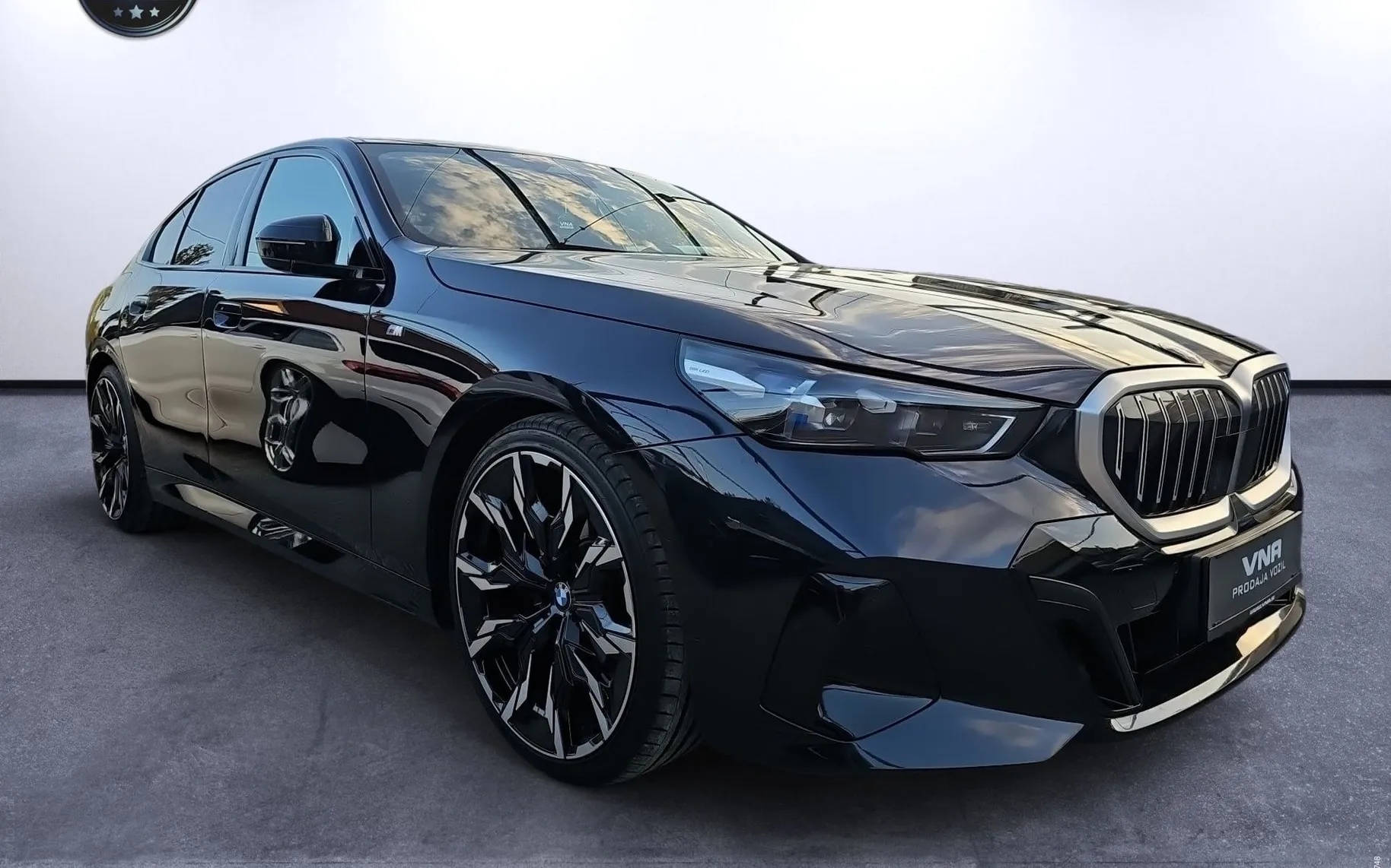 Zunanja slika - BMW serija 5: - 520d Avt. |M-OPTIC|VIRTUAL|AMBIENT|EL-SED|ALU19| - 3