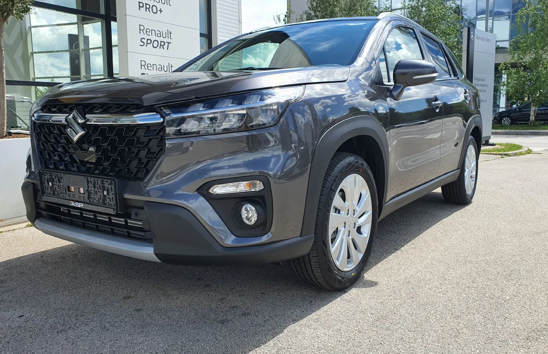 Zunanja slika - Suzuki S-Cross - 1.4 Boosterjet AllGrip Hibrid Premium - 13