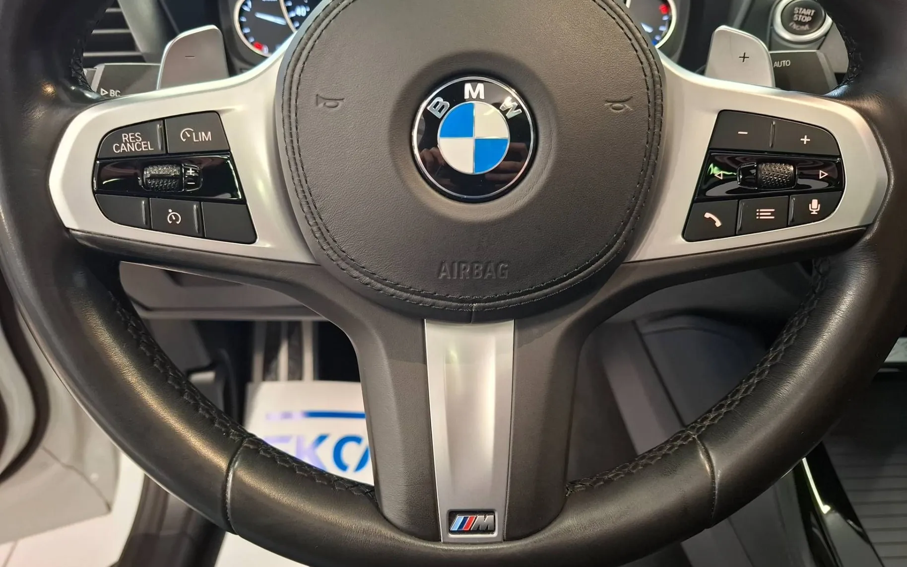 Notranja slika - BMW serija X4: - xDrive20d M SPORT-PANORAMA-LED-VELIKA NAVI-PDC - 11