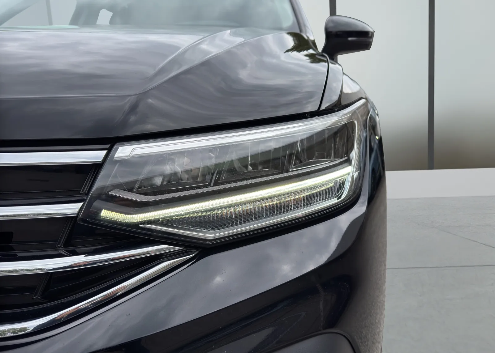 Zunanja slika - Volkswagen Tiguan - 2,0 TDI DSG - 17