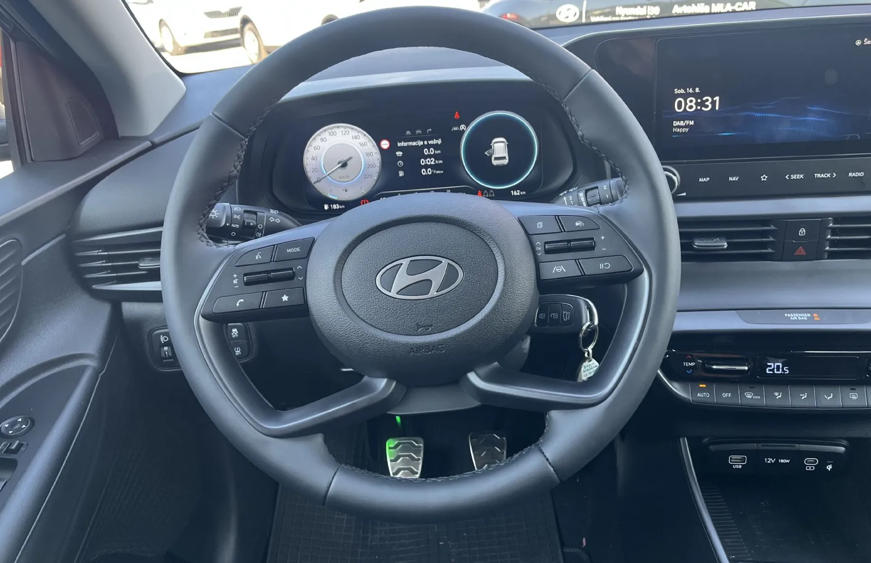 Zunanja slika - Hyundai Bayon - 1.0 T-GDI 100 PREMIUM TESTNO VOZILO - 13