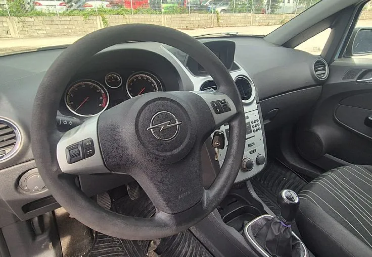 Zunanja slika - Opel Corsa - 1.2 16V + BREZ POLOGA - 12