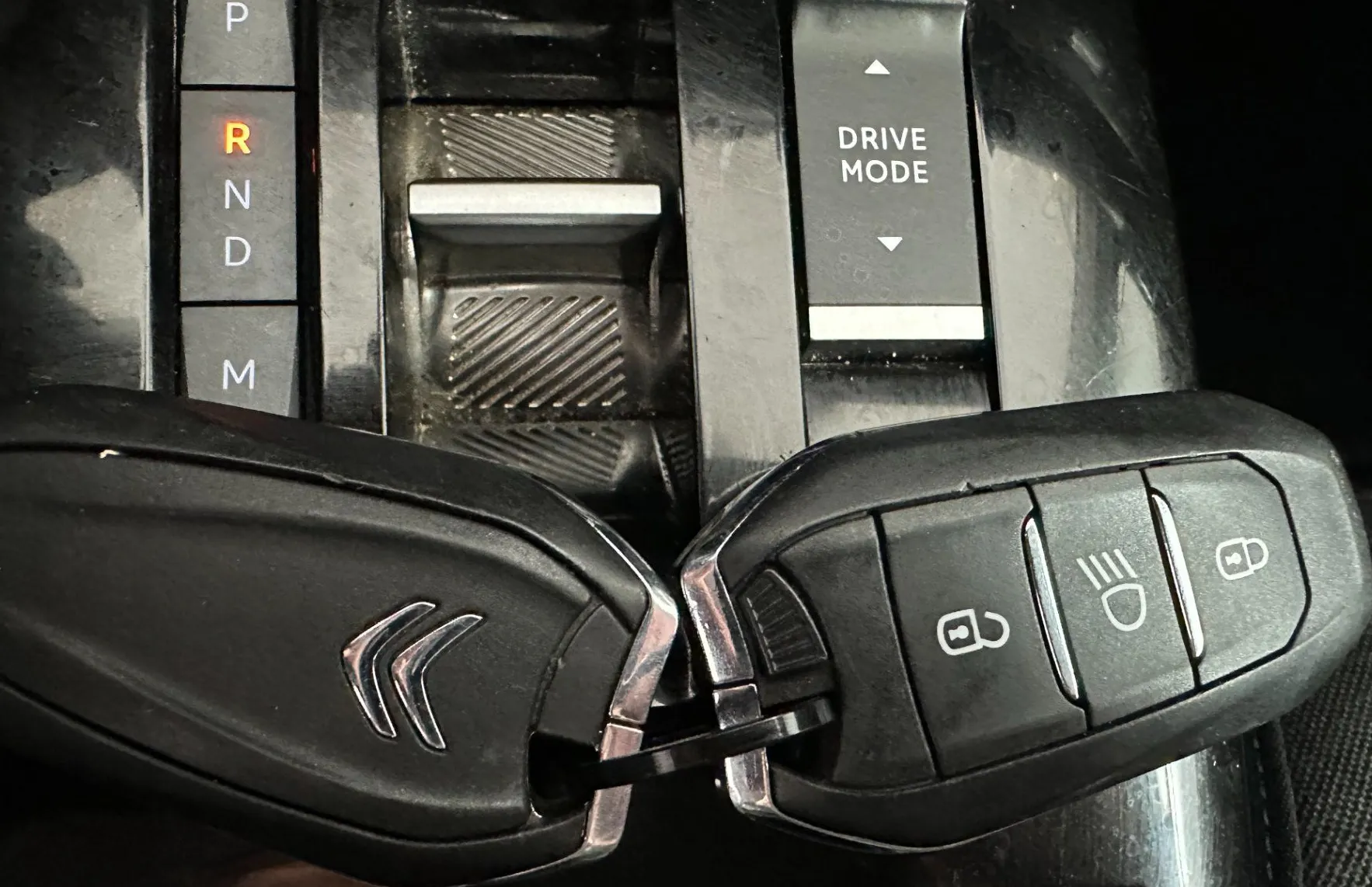 Zunanja slika - Citroën C4 - 1.5 BlueHDi Shine Pack 96KW.USNJE.KAMERA.LED.NAVI - 15