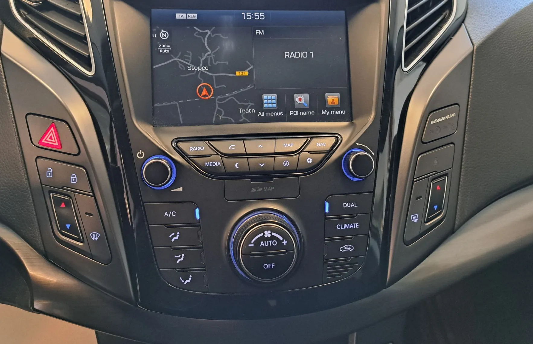 Zunanja slika - Hyundai i40 - 1.7 CRDI 85KW PREMIUM - LED NAVI HITRI KREDIT - - 9