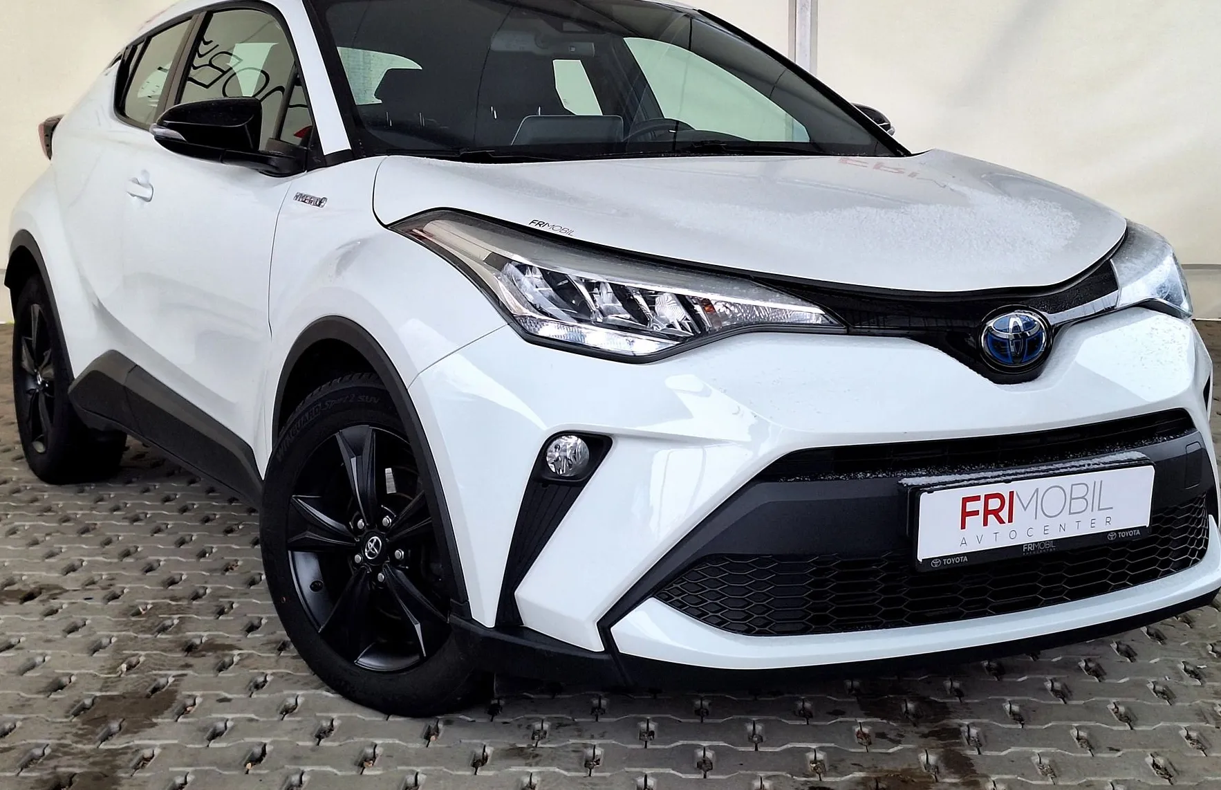 Zunanja slika - Toyota C-HR - 1.8 Hybrid C-ENTER Smart E-CVT•VL.KLJUKA•KAMERA• - 2