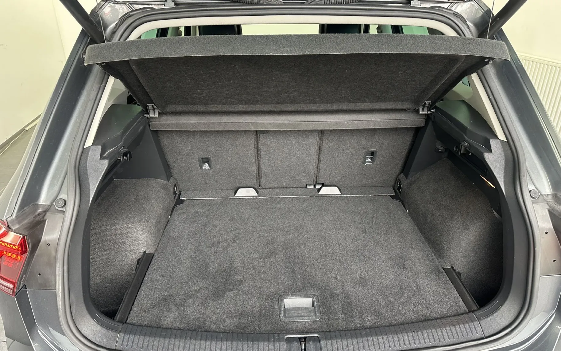 Zunanja slika - Volkswagen Tiguan - 1.5 TSI ACT BMT R-Line DSG.Highline 110kW.KAMERA - 18