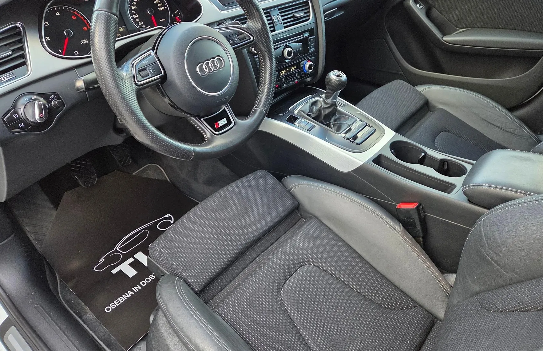 Zunanja slika - Audi A4 - 2.0TDI-S LINE-LED-XENON-ALU-PDC-SLO-1.LASTNIK... - 13
