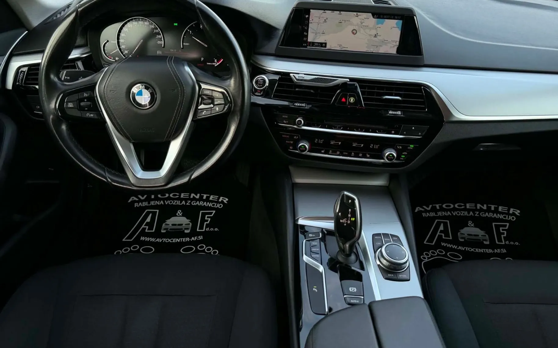Notranja slika - BMW serija 5: - 520-AUT-BI XENON-NAVI-LIZING ZA TUJCE-ODLIČEN-... - 9
