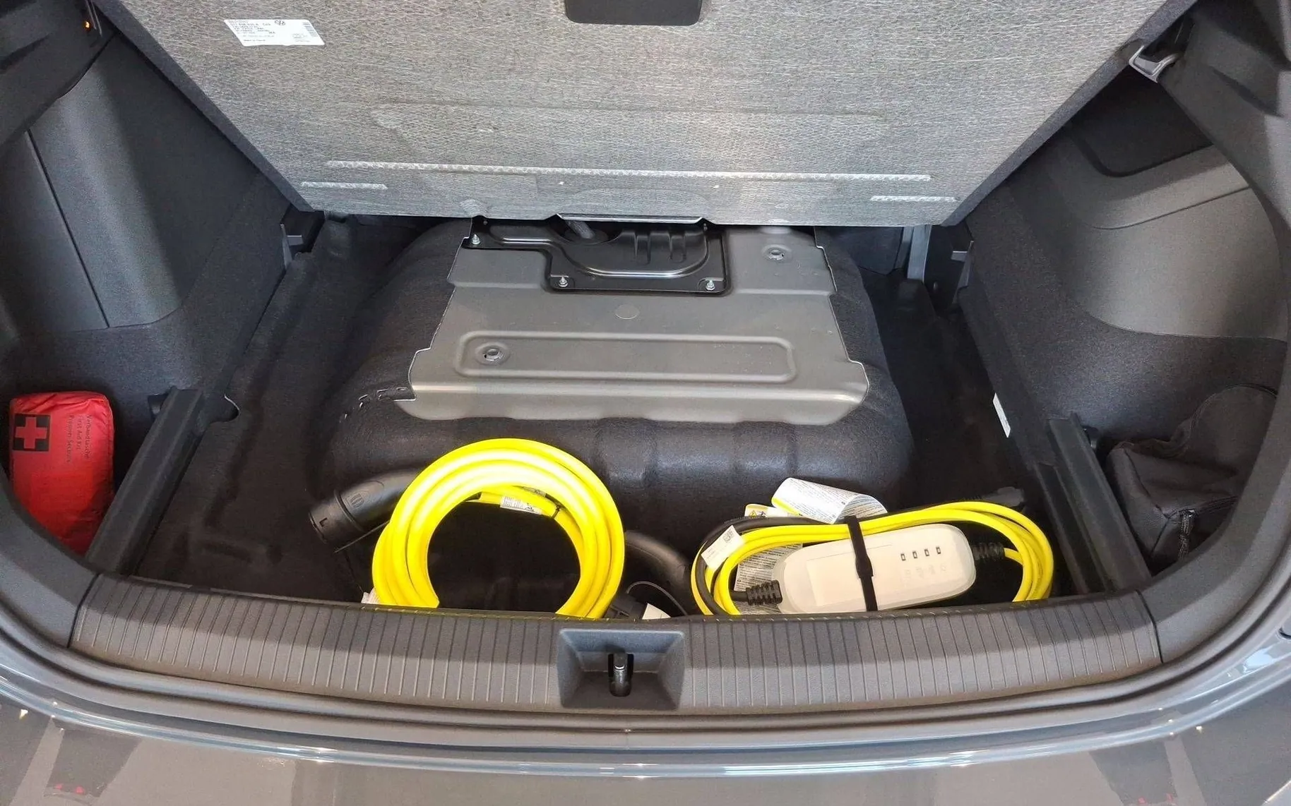 Notranja slika - Volkswagen Tiguan - 1.5 TSI eHybrid 4Joy DSG - 12