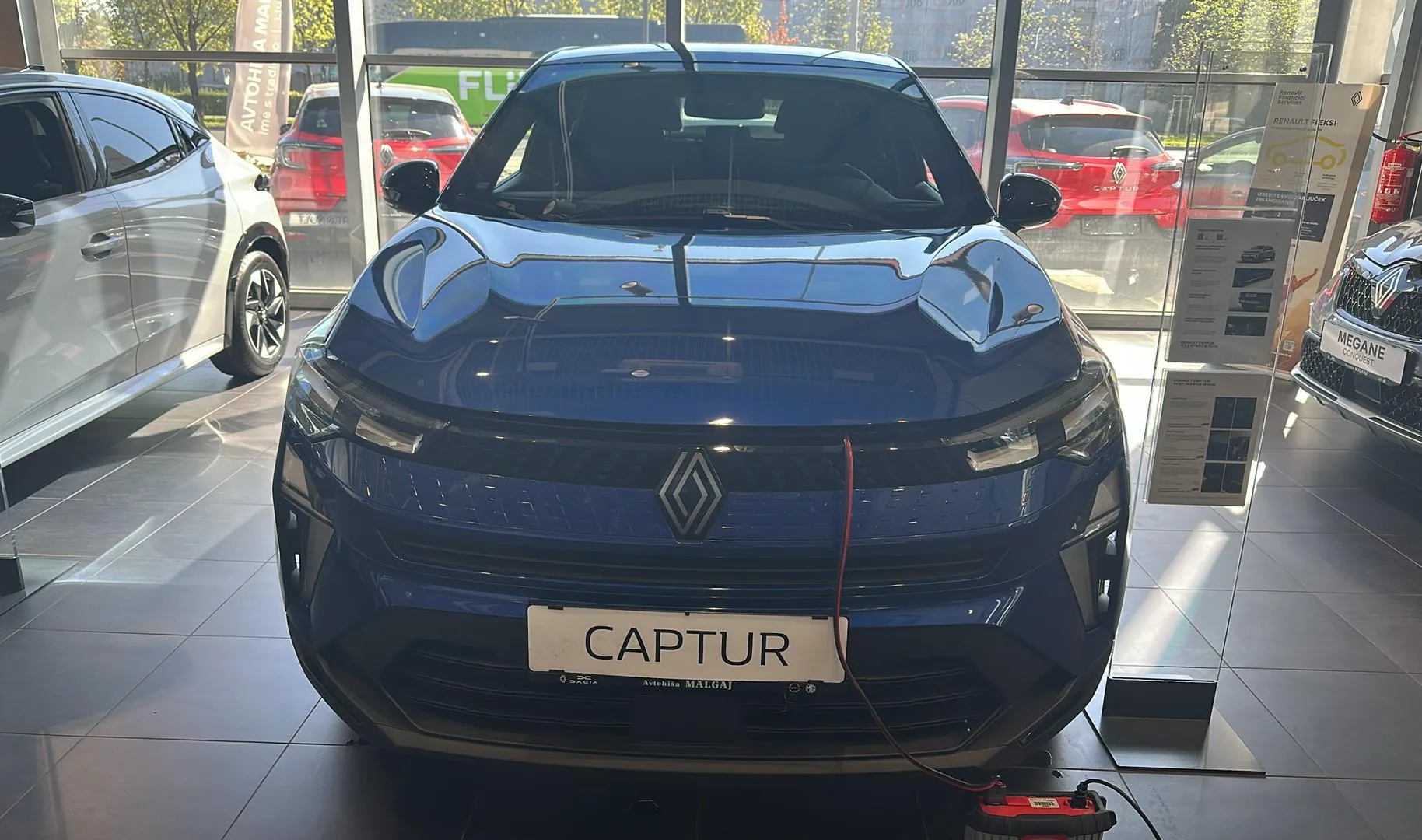 Zunanja slika - Renault Mégane - Techno 145 E-Tech Avtomatik+ Paket Varnost - 3