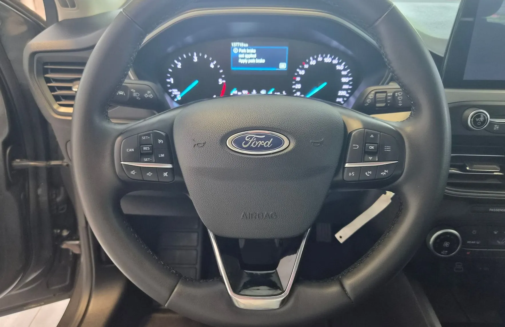 Zunanja slika - Ford Focus - Karavan 1.5 EcoBlue DAB|LED|NAVI|KLJUKA|KAMERA - 13