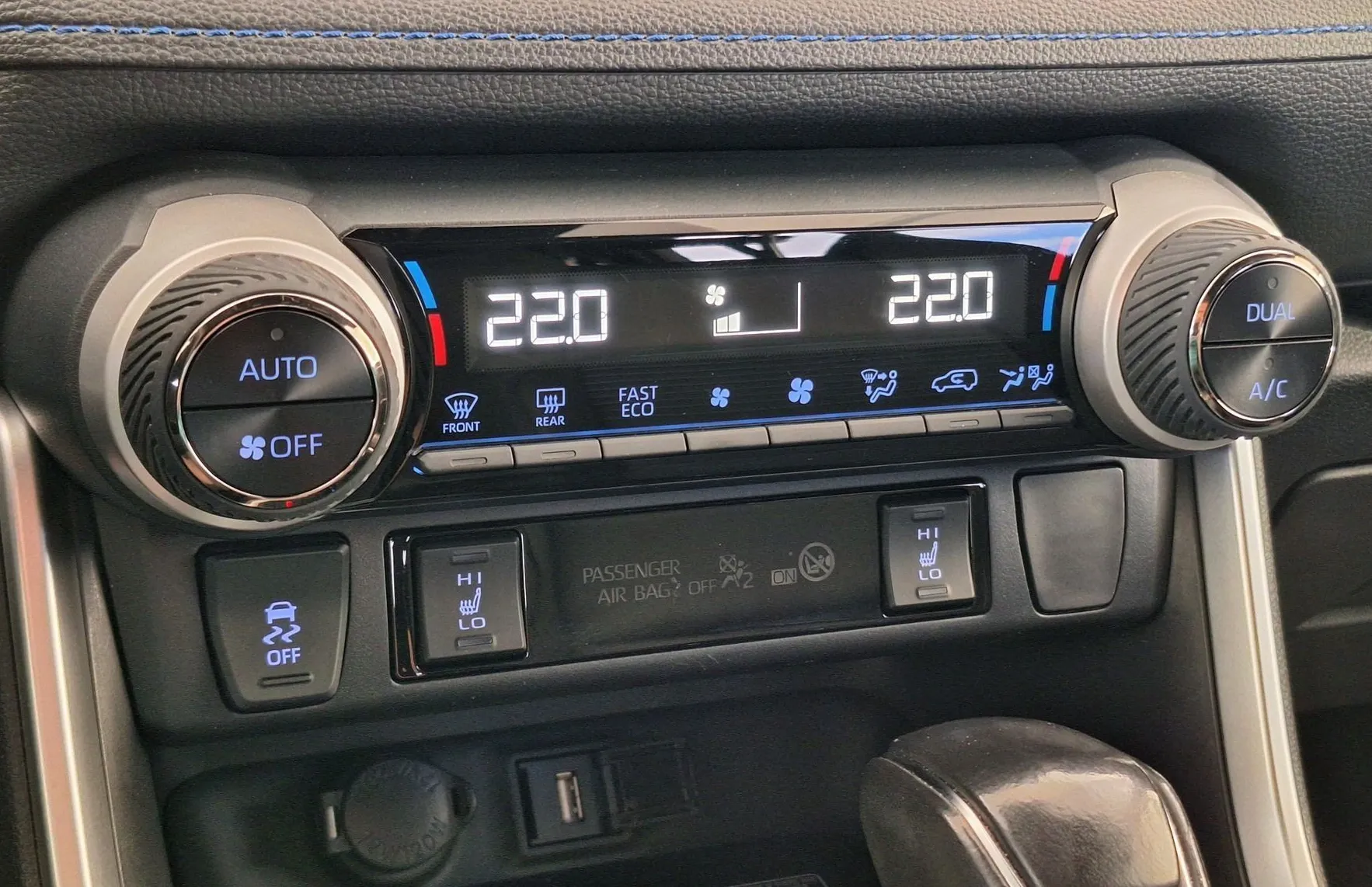 Zunanja slika - Toyota RAV4 - Hybrid AWD 2.5 Style •SLO•NAVI•KAMERA•PDC•... - 17