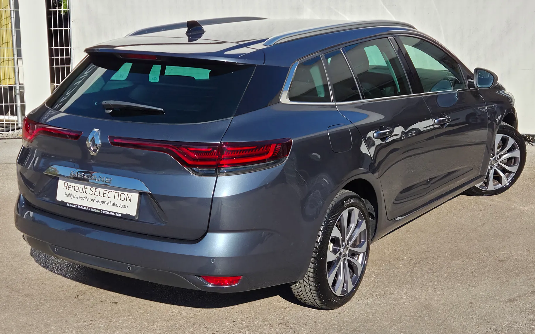 Zunanja slika - Renault Megane Limousine - Techno 1.3 16V TCe 140 KAMERA-KEYLESS-LED - 4