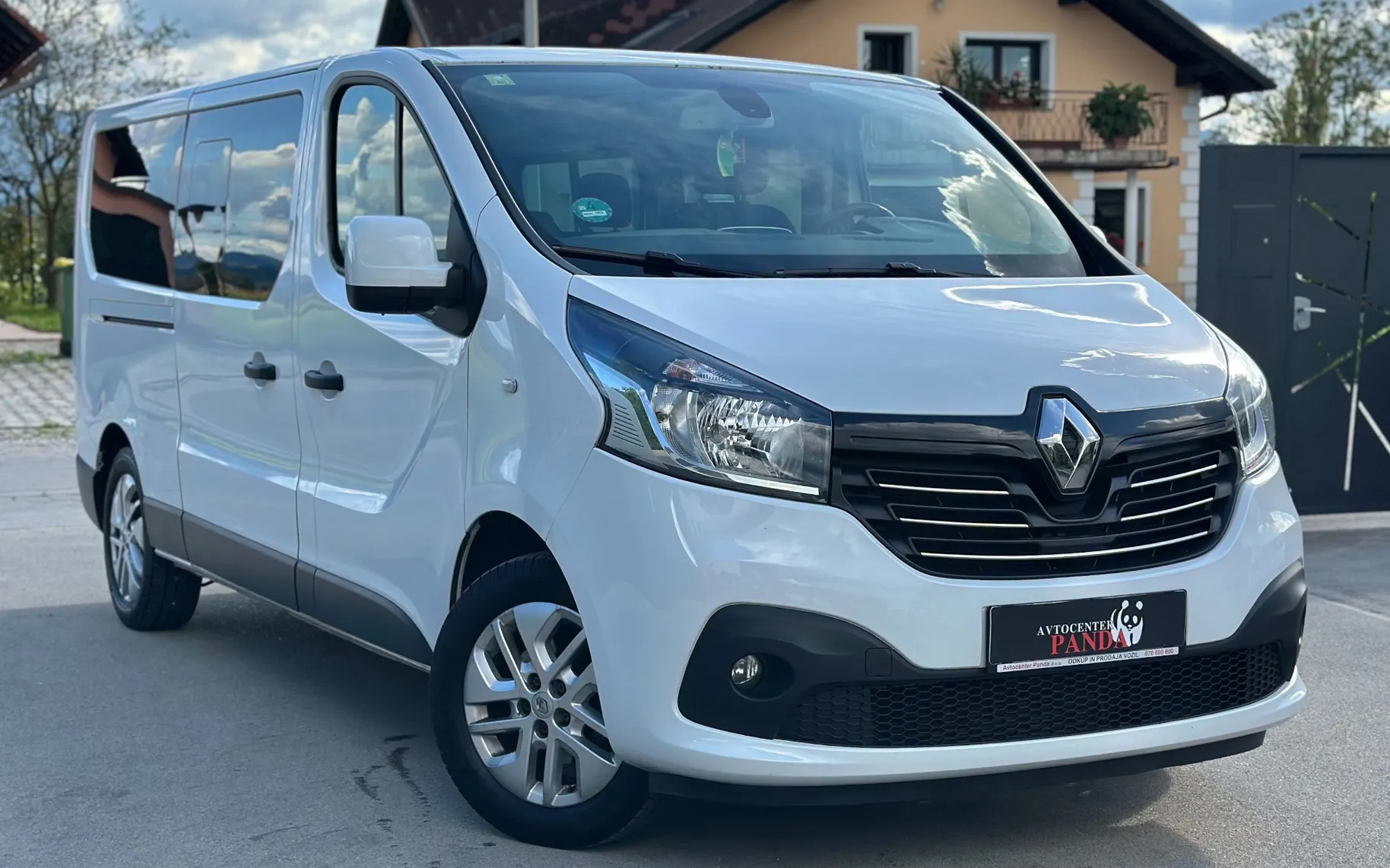 Zunanja slika - Renault Trafic - Furgon 1,6 dCi - 6