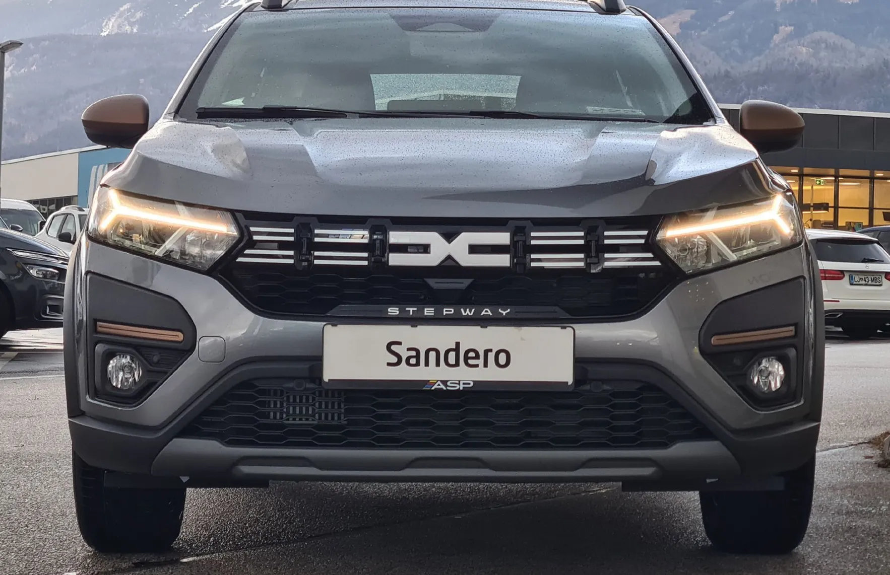 Zunanja slika - Dacia Sandero - 1.0 TCe 110 Stepway Extreme - 2