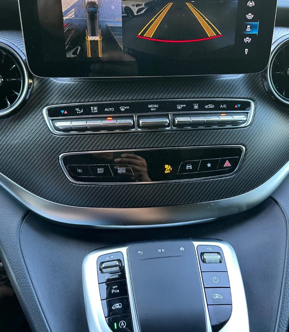 Zunanja slika - Mercedes-Benz V-Razred - V 300d AMG Exclusive dolgi Avt-KAM360-BURMESTER-VK - 13
