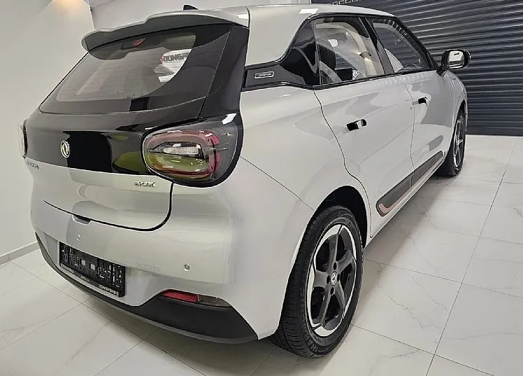 Zunanja slika - Dongfeng Box - 42.3 kWh 70 kW- SILVER-Navedena cena vključuje sub - 16
