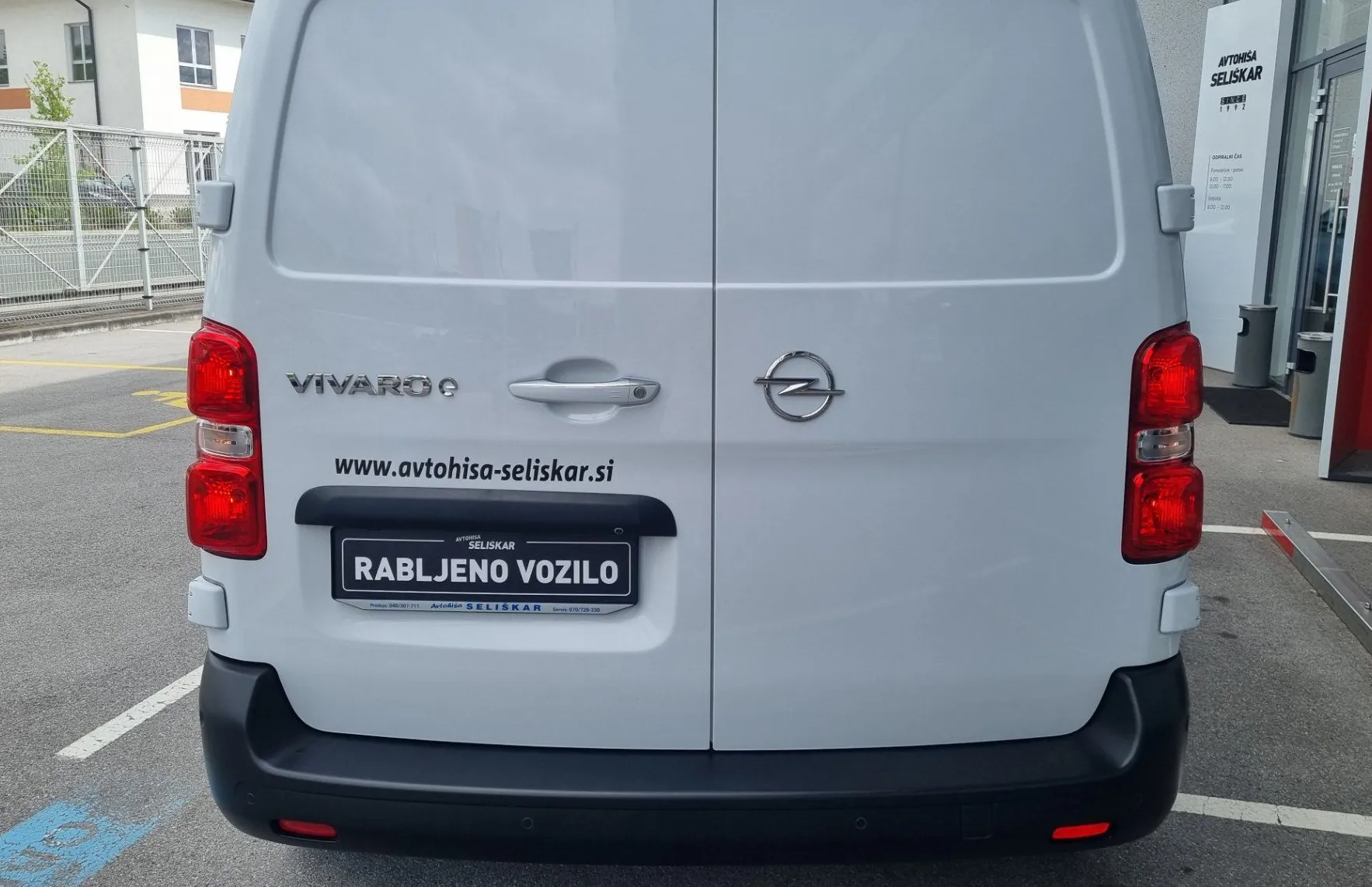 Zunanja slika - Opel Vivaro - EV 100KW L2 - 8