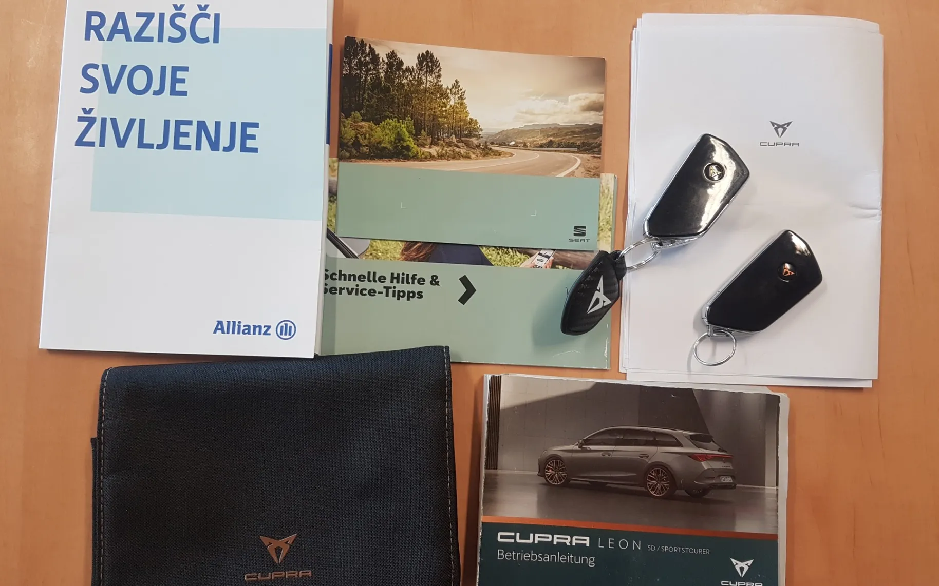 Zunanja slika - Cupra Leon - SP E-HYBRID 180 1.4 TSI AUT. - 19