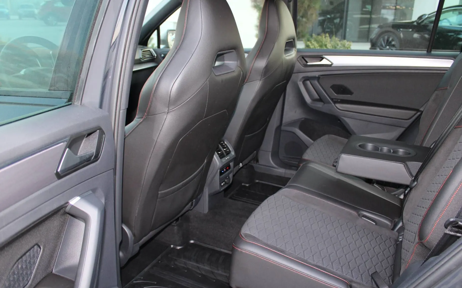 Zunanja slika - Seat Tarraco - 2.0 TDI 110KW FR DSG ACC KAMERA BEATS FULL LED - 8