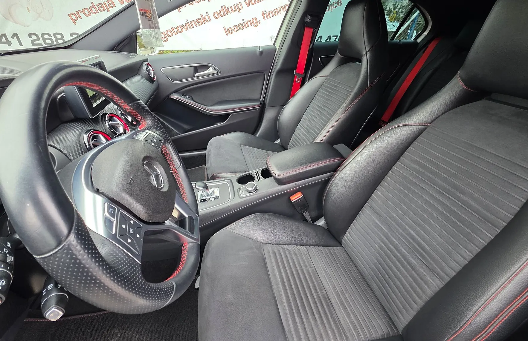 Zunanja slika - Mercedes-Benz A-Razred - A 45 AMG 4MATIC XENON-KAMERA-NAVI-SLOVENSKI - 12