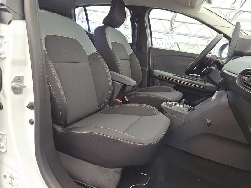 Zunanja slika - Dacia Sandero - EXTREME STEPWAY ECO-G 120 Avto+Vožnja+Vinjeta - 13